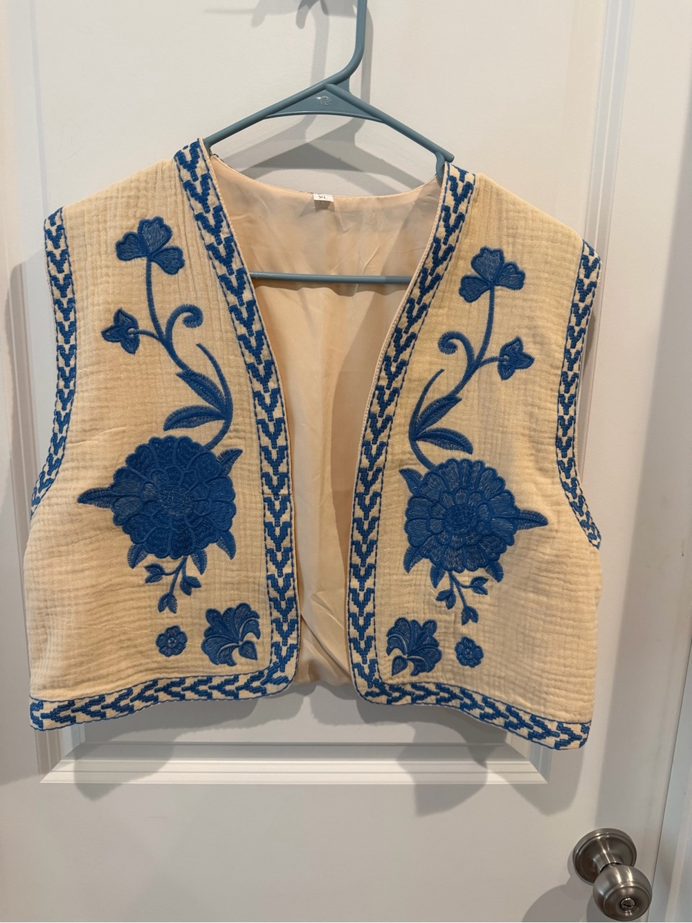 Boho Cropped Embroidered Vest with Blue Floral Detail Size XL